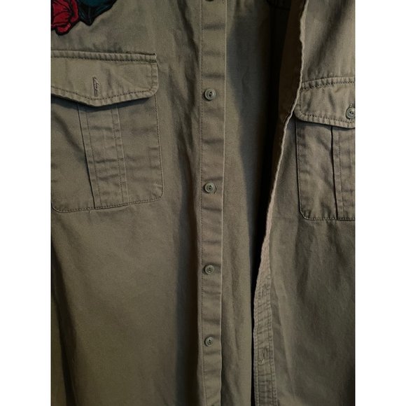 PUBLIC OPINION SHACKET SIZE LARGE ROSE PATCHES EMBROIDERED OLIVE GREEN UTILITY - Picture 3 of 9